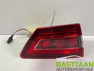 Used Taillight, left Renault Clio IV (5R) 0.9 Energy TCE 90 12V Price € 44,99 Margin scheme offered by Bastiaan Autodemontage