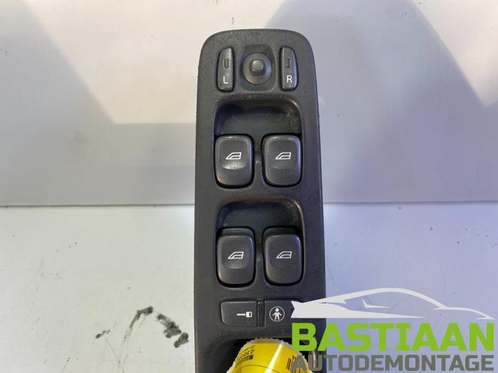 Usados Interruptor combinado de ventanillas Volvo S80 (TR/TS) 2.4 SE 20V 170 Precio € 32,00 Norma de margen ofrecido por Bastiaan Autodemontage