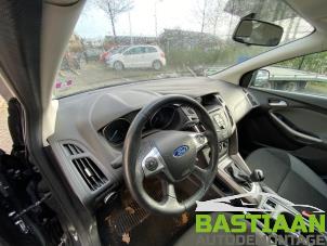 Usados Juego de airbags Ford Focus 3 Wagon 1.0 Ti-VCT EcoBoost 12V 100 Precio € 899,99 Norma de margen ofrecido por Bastiaan Autodemontage