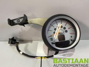 Usagé Tachomètre Mini Clubman (R55) 1.6 Cooper D Prix € 49,99 Règlement à la marge proposé par Bastiaan Autodemontage