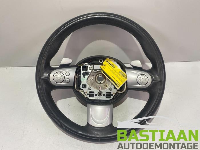 Begagnade Ratt Mini Clubman (R55) 1.6 Cooper D Pris € 125,00 Marginaltabell erbjuds av Bastiaan Autodemontage