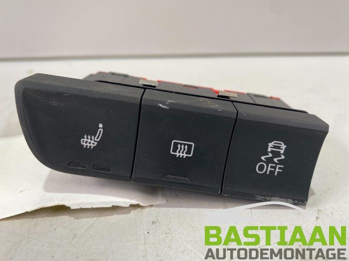 Usados Interruptor Audi A1 (8X1/8XK) 1.6 TDI 16V Precio € 23,00 Norma de margen ofrecido por Bastiaan Autodemontage