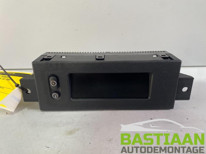 Begagnade Innerdisplay Opel Corsa D 1.0 Pris € 23,00 Marginaltabell erbjuds av Bastiaan Autodemontage