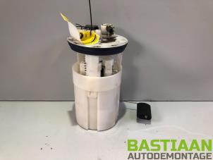 Usados Bomba eléctrica de combustible Kia Picanto (TA) 1.0 12V Precio € 24,99 Norma de margen ofrecido por Bastiaan Autodemontage