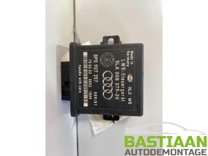 Used Cornering lighting module Audi A3 (8P1) 2.0 TDI 16V Price € 24,99 Margin scheme offered by Bastiaan Autodemontage