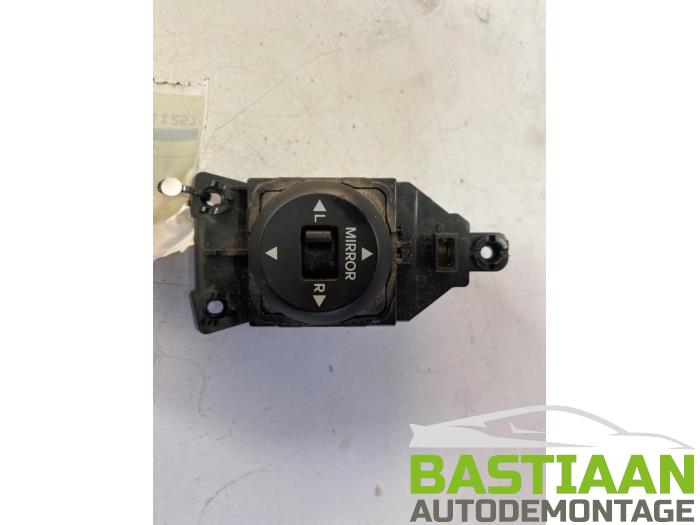 Używane Przelacznik lusterka Kia Picanto (TA) 1.0 12V Cena € 14,00 Procedura marży oferowane przez Bastiaan Autodemontage