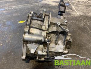 Used Gearbox Chevrolet Captiva (C100) 2.4 16V 4x2 Price € 449,99 Margin scheme offered by Bastiaan Autodemontage