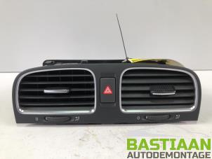 Used Dashboard vent Volkswagen Golf VI (5K1) 1.2 TSI BlueMotion Price € 29,99 Margin scheme offered by Bastiaan Autodemontage