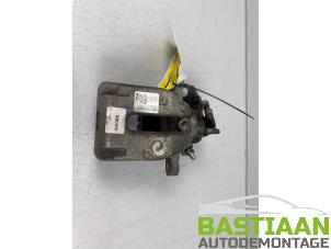 Used Rear brake calliper, right Peugeot 307 CC (3B) 2.0 16V Price € 34,99 Margin scheme offered by Bastiaan Autodemontage