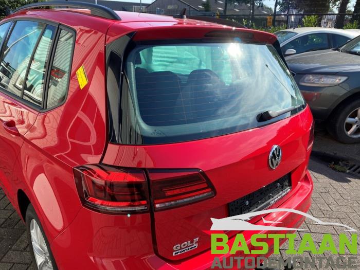 Tailgate from a Volkswagen Golf Sportsvan (AUVS) 1.6 TDI BMT 16V 2019