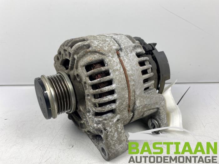 Gebrauchte Dynamo Opel Corsa D 1.4 16V Twinport Preis € 54,44 Mit Mehrwertsteuer angeboten von Bastiaan Autodemontage