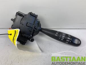 Begagnade Torkarbrytare Daihatsu Cuore (L251/271/276) 1.0 12V DVVT Pris € 29,99 Marginaltabell erbjuds av Bastiaan Autodemontage