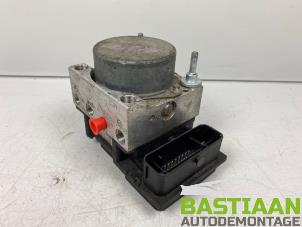 Begagnade ABS-pump Ford Ka II 1.2 Pris € 41,00 Marginaltabell erbjuds av Bastiaan Autodemontage