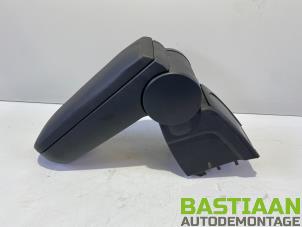 Used Armrest Volkswagen New Beetle (9C1/9G1) 2.0 Price € 36,29 Inclusive VAT offered by Bastiaan Autodemontage