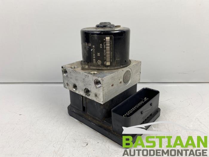 Gebrauchte ABS Pumpe Volkswagen Polo IV (9N1/2/3) 1.2 Preis € 61,00 Margenregelung angeboten von Bastiaan Autodemontage