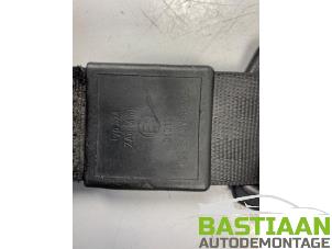 Begagnade Främre säkerhetsbälte, vänster Audi TT (8N3) 1.8 T 20V Quattro Pris € 49,99 Marginaltabell erbjuds av Bastiaan Autodemontage