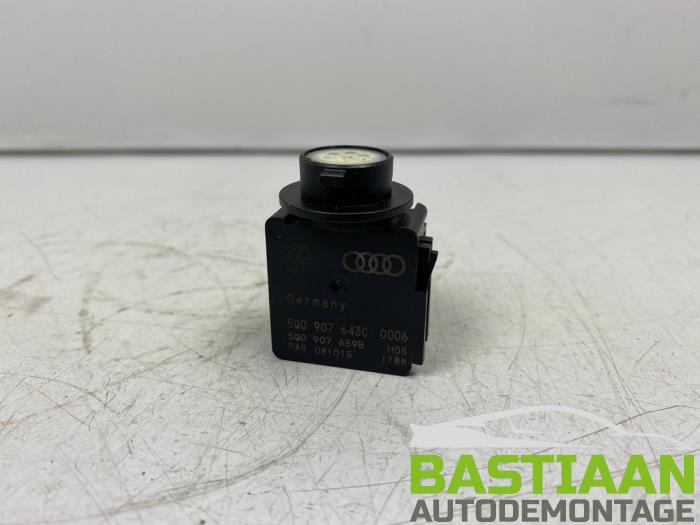 Begagnade Luftkvalitetssensor Seat Leon (5FB) 1.4 TSI ACT 16V Pris € 9,99 Marginaltabell erbjuds av Bastiaan Autodemontage