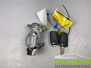 Used Ignition lock + key Seat Leon (5FB) 1.4 TSI ACT 16V Price € 99,99 Margin scheme offered by Bastiaan Autodemontage