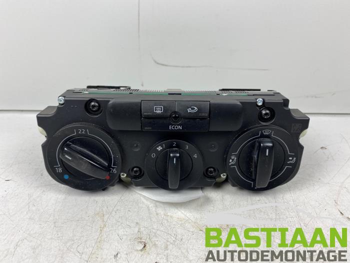 Air conditioning control panel from a Volkswagen Golf Plus (5M1/1KP) 1.6 2006