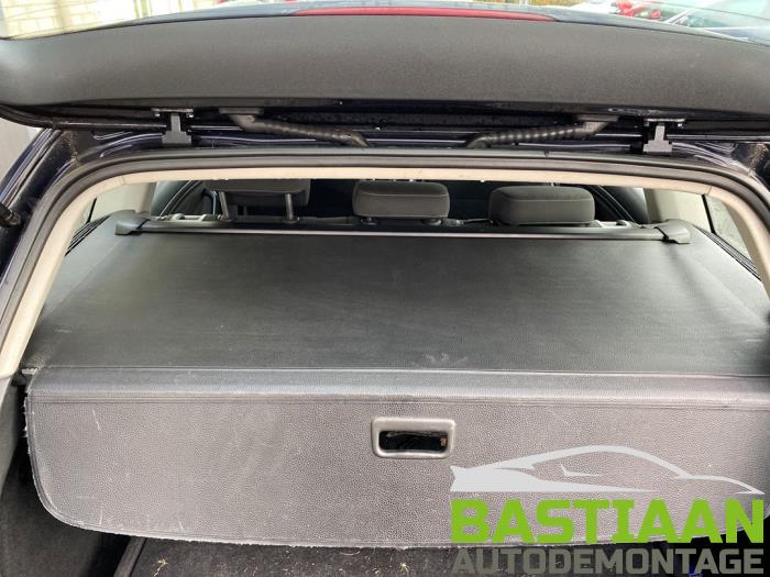 Luggage compartment cover from a Volkswagen Golf VI Variant (AJ5/1KA) 1.2 TSI BlueMotion 2012