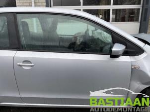 Used Door 2-door, right Volkswagen Up! (121) 1.0 12V 60 Price € 299,99 Margin scheme offered by Bastiaan Autodemontage