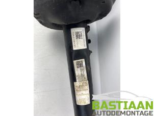 Used Front shock absorber rod, left Volkswagen Golf Sportsvan (AUVS) 1.6 TDI BMT 16V Price € 74,99 Margin scheme offered by Bastiaan Autodemontage