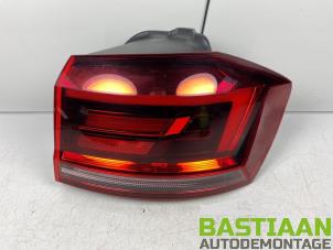 Używane Tylne swiatlo pozycyjne prawe Volkswagen Golf Sportsvan (AUVS) 1.6 TDI BMT 16V Cena € 149,99 Procedura marży oferowane przez Bastiaan Autodemontage