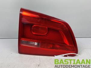 Used Taillight, left Volkswagen Touran (1T3) 1.2 TSI Price € 29,99 Margin scheme offered by Bastiaan Autodemontage