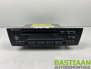 Used Radio CD player BMW 1 serie (E87/87N) 116i 1.6 16V Price € 49,99 Margin scheme offered by Bastiaan Autodemontage