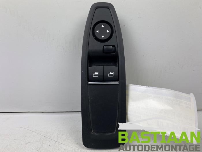 Usados Interruptor de ventanilla eléctrica BMW 1 serie (F20) 116i 1.5 12V Precio € 19,99 Norma de margen ofrecido por Bastiaan Autodemontage