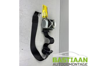 Used Front seatbelt, right BMW 1 serie (F20) 116i 1.5 12V Price € 29,99 Margin scheme offered by Bastiaan Autodemontage