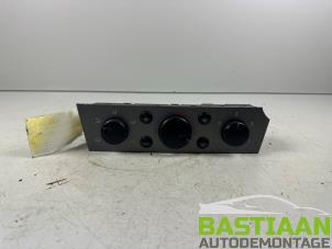 Used Air conditioning control panel Opel Signum (F48) 2.2 direct 16V Price € 39,99 Margin scheme offered by Bastiaan Autodemontage
