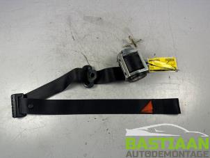 Used Front seatbelt, left Ford Fiesta 5 (JD/JH) 1.3 Price € 39,99 Margin scheme offered by Bastiaan Autodemontage