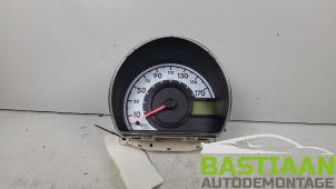 Used Instrument panel Toyota Aygo (B10) 1.0 12V VVT-i Price € 74,99 Margin scheme offered by Bastiaan Autodemontage