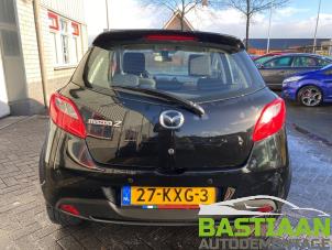 Gebrauchte Stoßstange hinten Mazda 2 (DE) 1.3 16V S-VT Preis € 149,99 Margenregelung angeboten von Bastiaan Autodemontage
