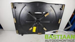 Gebrauchte Bodenblech Kofferraum Citroen C1 1.0 12V Preis € 24,99 Margenregelung angeboten von Bastiaan Autodemontage