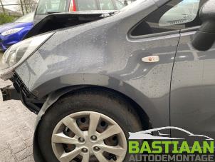 Used Front wing, left Kia Rio III (UB) 1.2 CVVT 16V Price € 199,99 Margin scheme offered by Bastiaan Autodemontage