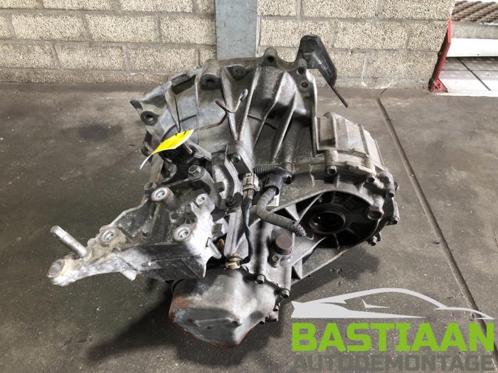 Begagnade Växellåda Daihatsu Cuore (L251/271/276) 1.0 12V Pris € 190,00 Marginaltabell erbjuds av Bastiaan Autodemontage