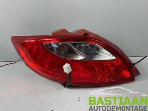 Used Taillight, left Mazda 2 (DE) 1.3 16V S-VT Price € 34,99 Margin scheme offered by Bastiaan Autodemontage