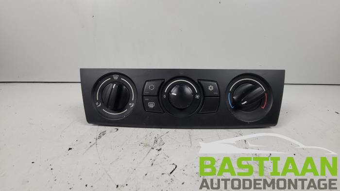 Usagé Commande chauffage BMW 1 serie (E87/87N) 116i 1.6 16V Prix € 67,00 Règlement à la marge proposé par Bastiaan Autodemontage
