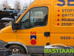Gebrauchte Tür 2-türig links Iveco New Daily IV 35C15V, 35C15V/P Preis € 149,99 Margenregelung angeboten von Bastiaan Autodemontage