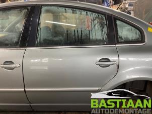 Used Rear door hinge, left Volkswagen Passat (3B3) 2.0 20V Price on request offered by Bastiaan Autodemontage