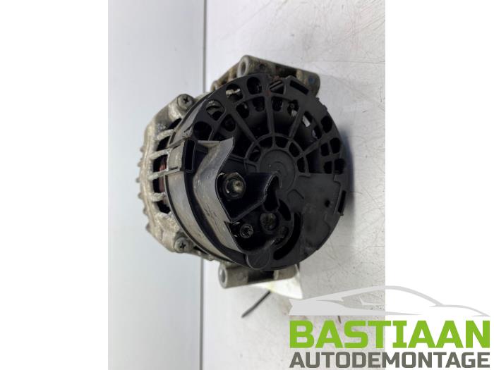 Dynamo van een Fiat Doblo Cargo (263) 1.3 D Multijet 2016