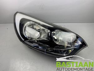 Used Headlight, right Kia Rio III (UB) 1.2 CVVT 16V Price € 299,99 Margin scheme offered by Bastiaan Autodemontage