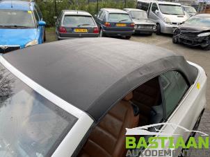 Używane Miekki dach cabrio Volkswagen Golf VI Cabrio (1K) 2.0 TDI 16V Cena € 1.999,99 Procedura marży oferowane przez Bastiaan Autodemontage