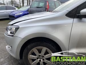 Used Front wing, left Volkswagen Polo V (6R) 1.2 12V Price € 174,99 Margin scheme offered by Bastiaan Autodemontage