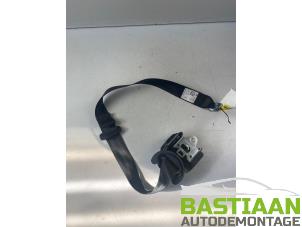 Used Front seatbelt, left Volkswagen Golf VI (5K1) 1.6 TDI 16V Price € 69,90 Margin scheme offered by Bastiaan Autodemontage