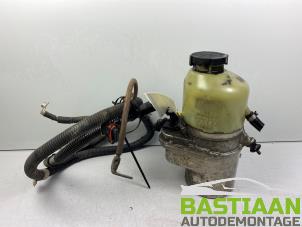 Used Power steering pump Opel Astra H SW (L35) 1.6 16V Twinport Price € 199,99 Margin scheme offered by Bastiaan Autodemontage