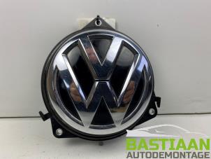 Usados Manija del portón trasero Volkswagen Polo VI (AW1) 1.0 TSI 12V Precio € 29,99 Norma de margen ofrecido por Bastiaan Autodemontage