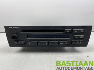 Used Radio CD player BMW 1 serie (E87/87N) 116i 2.0 16V Price € 44,99 Margin scheme offered by Bastiaan Autodemontage